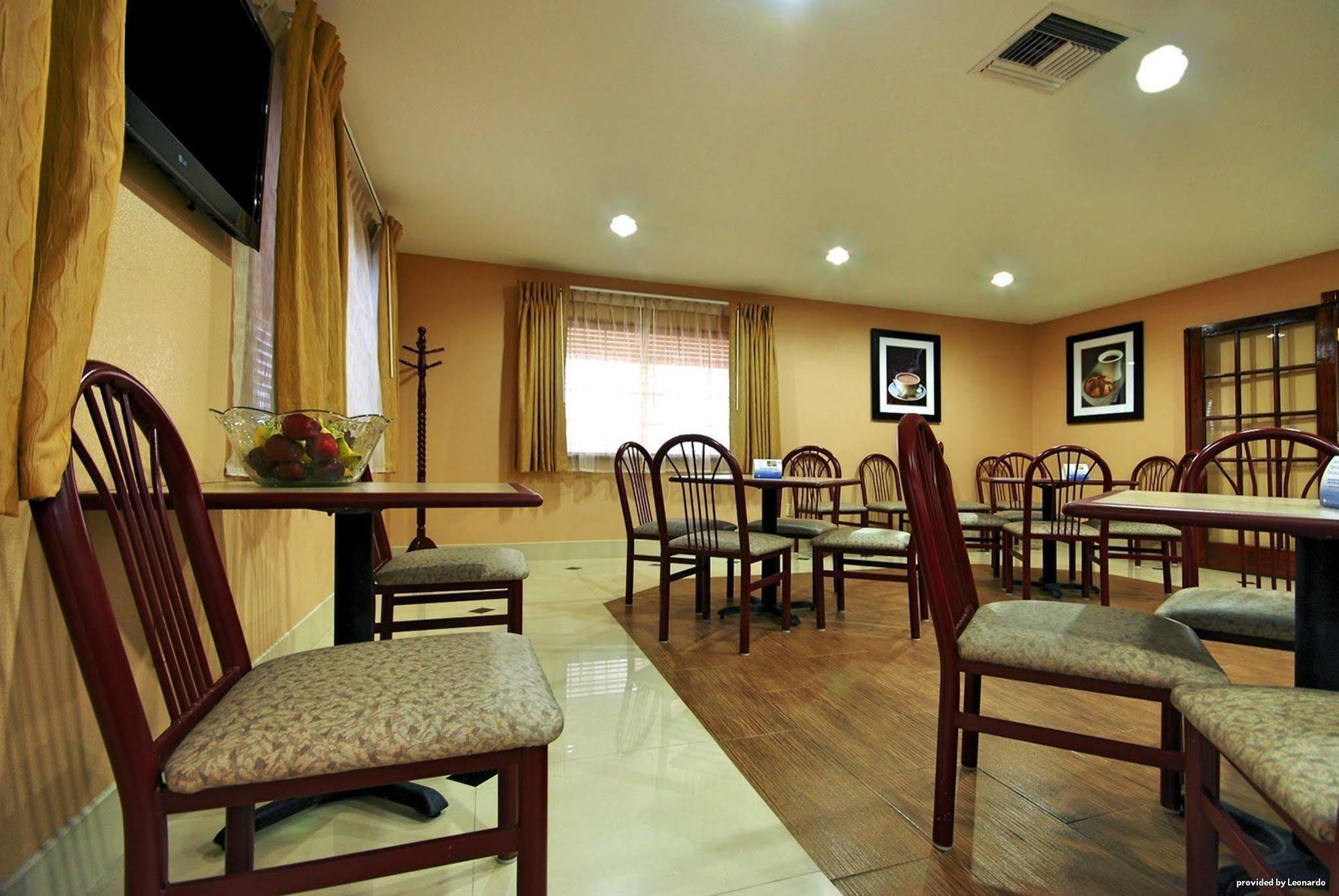 Americas Best Value Inn Sinton Екстериор снимка